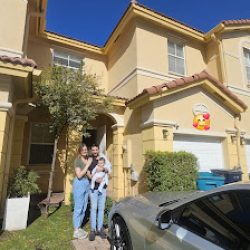 Negocio Ana Ligia Lugo /asesor De Inversiones Inmobiliarias Y - @tucasanuevamiami
