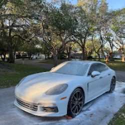 Negocio Bluebay Carwash & Detailing