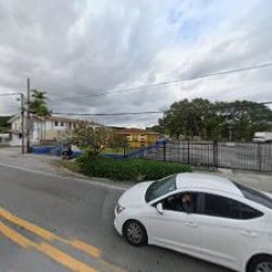Negocio Bola Childcare & Learning Center