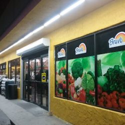Negocio Bravo Supermarkets