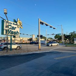 Negocio Busy Bee Car Wash