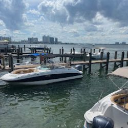 Negocio Captain Joe's Boat Rentals