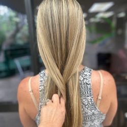 Negocio Ceci Spa Hair Nails Salon Brickell