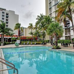 Negocio Courtyard Miami Airport