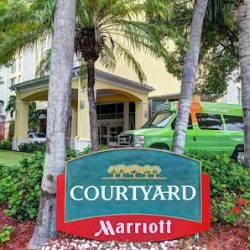 Negocio Courtyard Miami Coral Gables