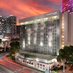 Negocio Courtyard Miami Downtown/brickell Area
