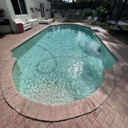 Negocio Deep Pool Llc