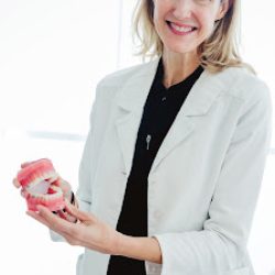 Negocio Deroode Orthodontics