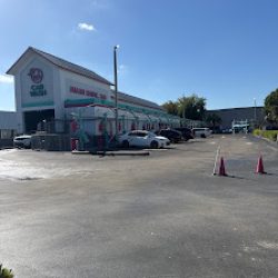 Negocio El Car Wash - Fiu / West Miami