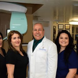 Negocio Ernesto Martinez Dds (em Dental)