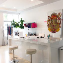 Negocio Glow Hot Yoga Miami Beach