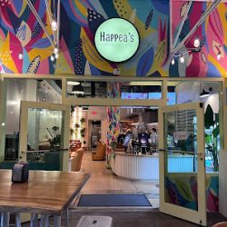 Negocio Happea's Mediterranean Grill