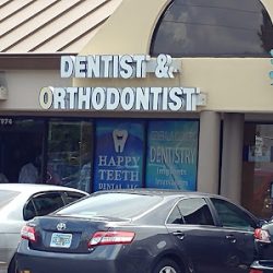 Negocio Happy Teeth Dental Llc