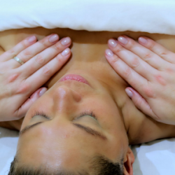 Negocio Healing Hands Therapeutic Massage