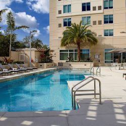 Negocio Hyatt Place Miami Airport-east