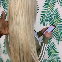Negocio Just Extensions Salon