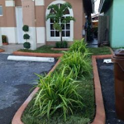 Negocio K-diaz Landscaping Inc - Professional Residential Front Backyard Landscaping Mulching Hialeah Fl