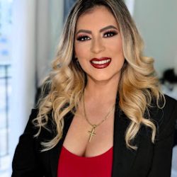 Negocio Kiaby_makeup Maquilladora En Miami