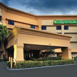 Negocio La Quinta Inn & Suites By Wyndham Miami Airport East