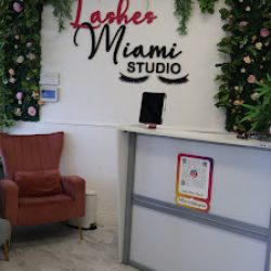 Negocio Lashes Miami Studio