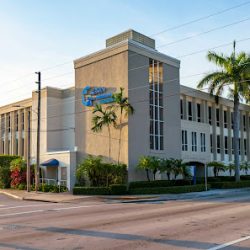 Negocio Leon Medical Centers Miami