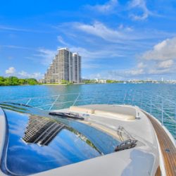 Negocio Luxury Experience Miami- Yacht Rental Service
