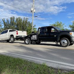 Negocio M&e Towing Services Inc
