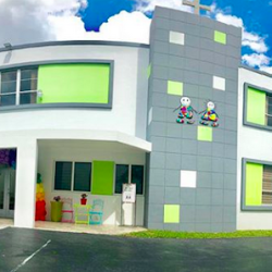 Negocio Menininho Menininha Enrichment Center