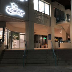 Negocio Miami Beach Deli Market