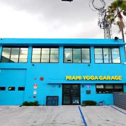 Negocio Miami Yoga Garage