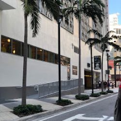 Negocio Silverspot Cinema Parking