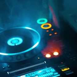 Negocio Solid Sound Miami