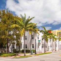 Negocio Strongford Hospitality Management