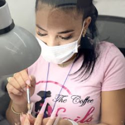 Negocio The Coffee Nails Bar