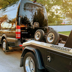 Negocio Towing Service Miami Tow Truck