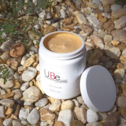 Negocio Ube Beauty Salon / Barber / Boutique