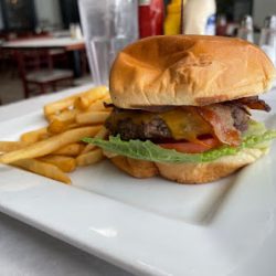 Negocio Union Cafe & Restaurant