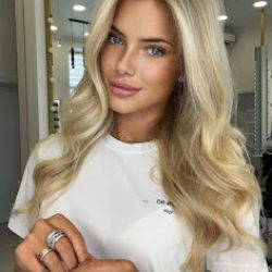 Negocio Urban Vibes Modern Hair Salon