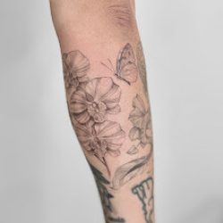Negocio Wild Cherry Tattoo Studio